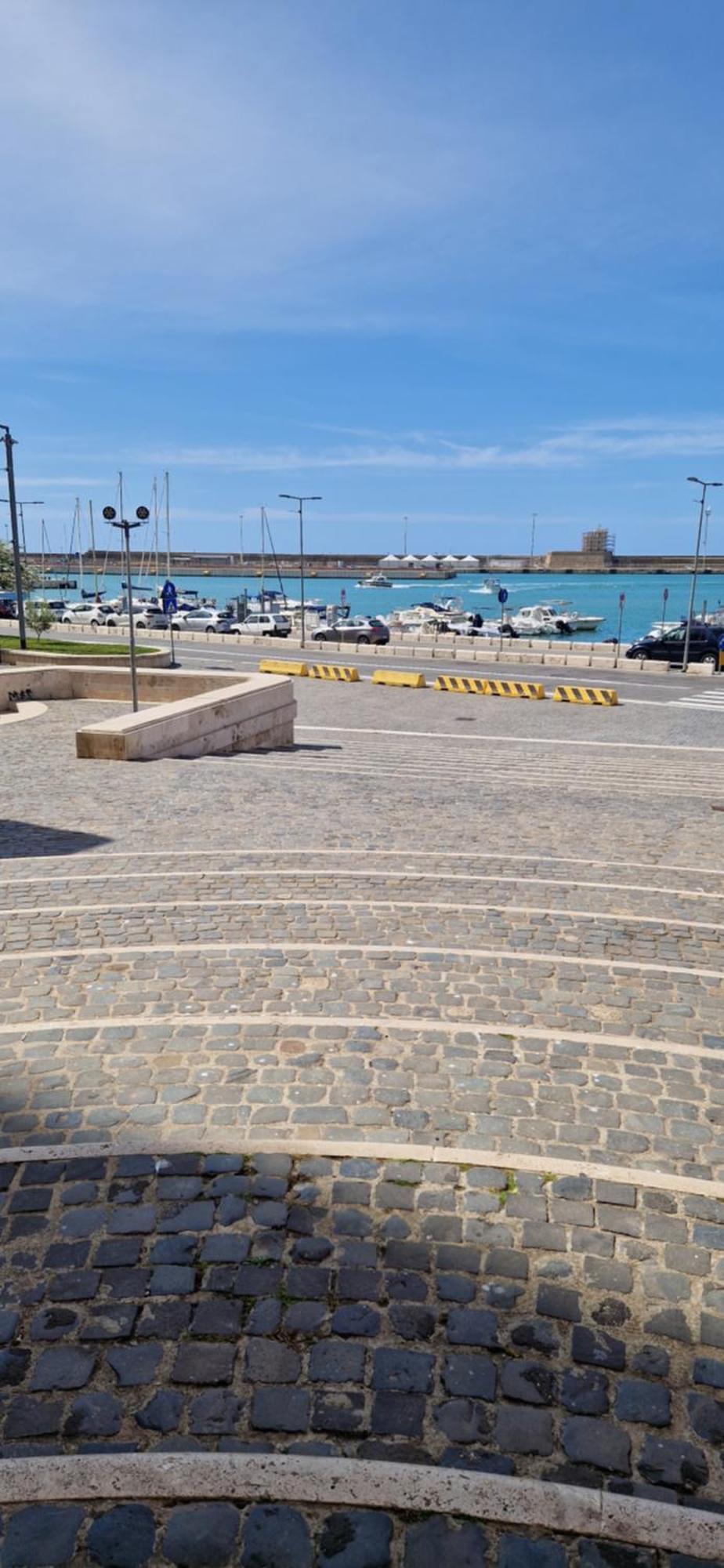 Md House Bed & Breakfast Civitavecchia Luaran gambar