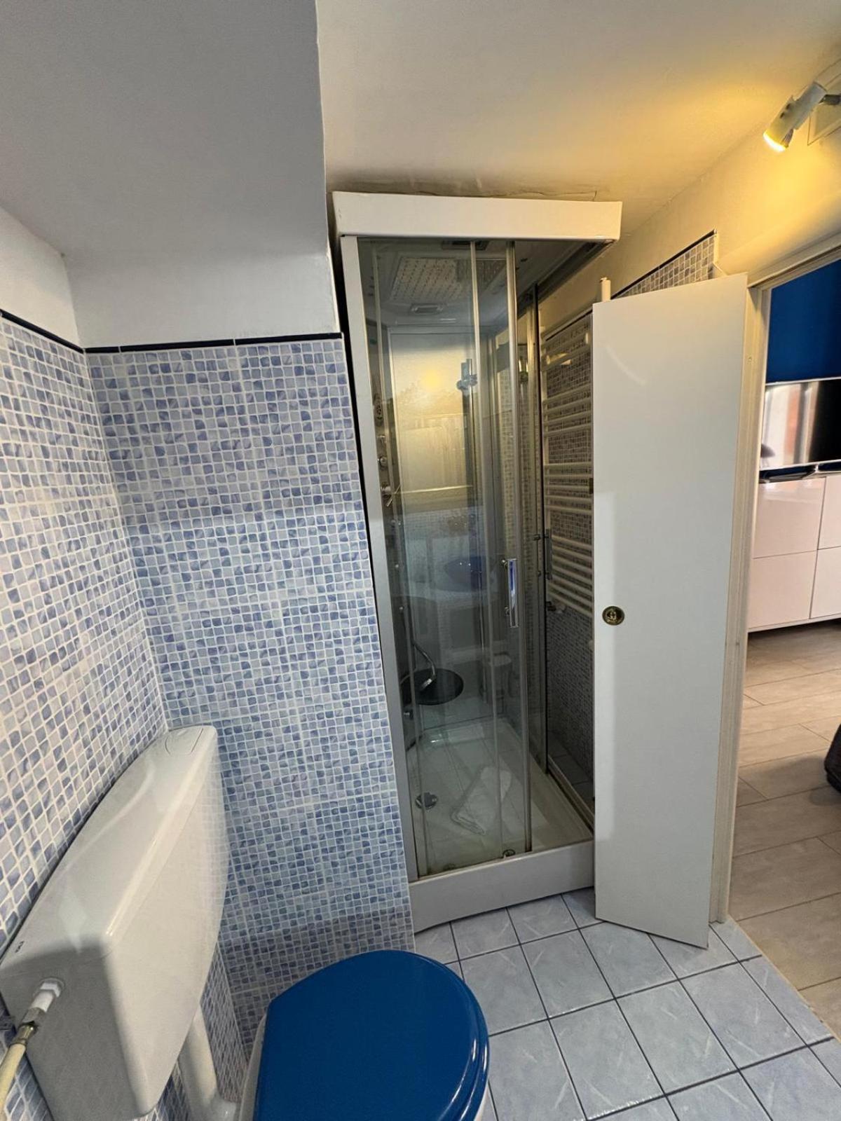 Md House Bed & Breakfast Civitavecchia Luaran gambar